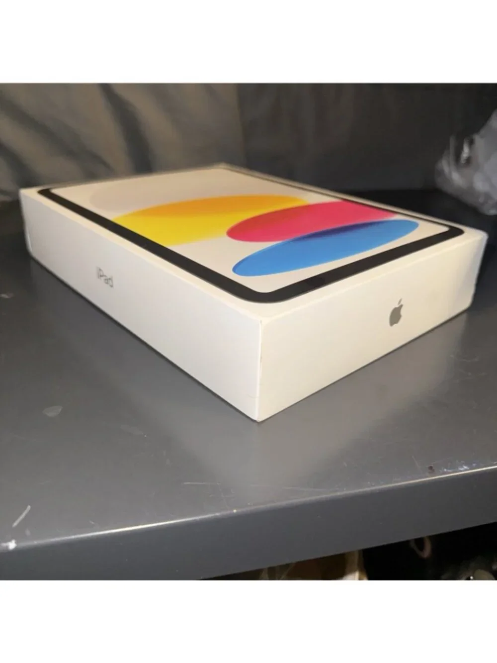 Apple empty box